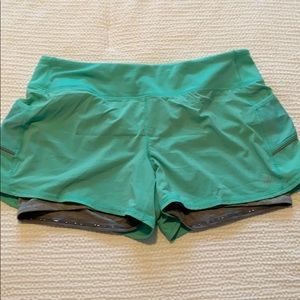 Athleta 2 in 1 running shorts
